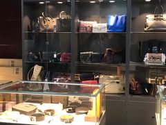 -用真奢侈品名表名包回收中心(朝阳万达店)
