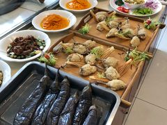 -鸿亨泰杂鱼馆(港馨家园店)