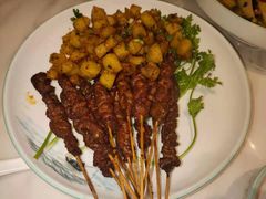 -犇逸·乐山跷脚牛肉·四川现炒(览海店)