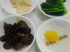 -桥香园过桥米线(国贸店)