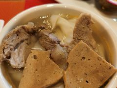 -岘港皇冠假日酒店