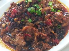 老干妈炒仔鸡-新新湘菜馆(新中街二条店)