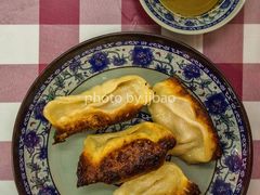 -胡记锅贴·沪上游子老鸭粉丝汤(太原路店)