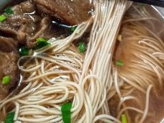 -老西白点心店