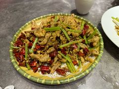 -闫府私房菜(恒隆店)