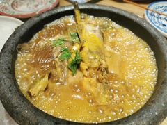 白洋淀石锅嘎鱼-小放牛炒菜馆(北国商城店)