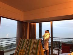 -三亚湾海居铂尔曼度假酒店