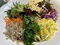 -老码头黑皮肘子锅包肉(赣水路店)