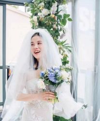 点击看大图 -觅白婚纱礼服馆