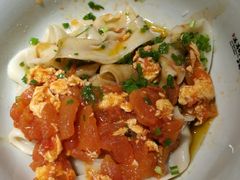 西红柿鸡蛋油泼面3两-吴满满油泼面(北方风味园店)