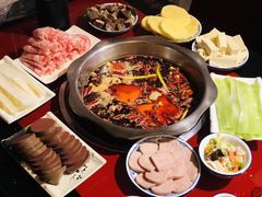 -重庆三峡火锅城(梅林店)