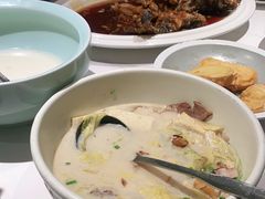 -梅飞酒家(名辉豪庭店)