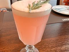 桃子气泡水-Chom Cafe and Restaurant