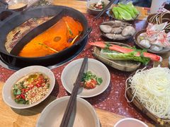 -赵美丽·重庆社区火锅·直营店(火车东站·中豪国际店)