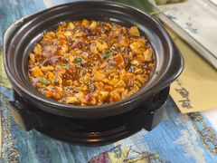 -刘姐啤酒鱼民族演艺餐厅(西街总店)