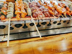 -哈尔滨小酒馆·鲜肉现穿自助烧烤(康新花园店)
