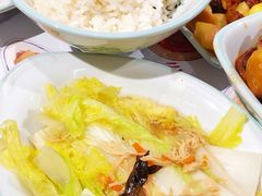 -老乡鸡(上海白玉兰广场店)