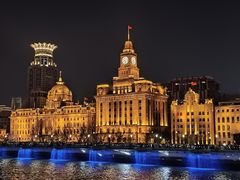 -黄浦江游览十六铺3号码头网红自助餐