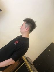 -侨治发型