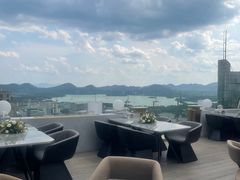 -Hi City·城市之巅