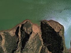 -波浪谷