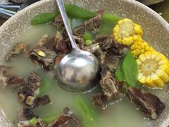 -石磨豆花家常菜·牦牛排土火锅
