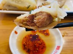 牛肉鍋貼-小姜锅贴(凤凰街店)
