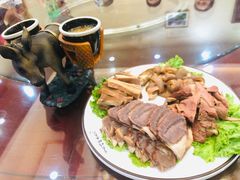 -乔家小院•本地小海鲜•非遗驴肉(万年泉路店)