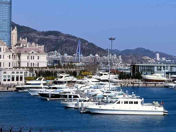 星海游艇码头-"[愉快]十一放假都是参加婚礼或者家人聚餐.