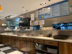 -新大咀港式茶餐厅(宝山万达店)