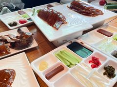 酥香嫩烤鸭-四季民福烤鸭店(前门廊房二条店)