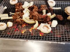-马路牙子烧烤音乐酒馆(望京店)