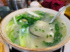-黄桷树曹家私房菜(江与城店)