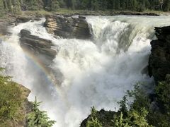 -阿萨巴斯卡瀑布观景点