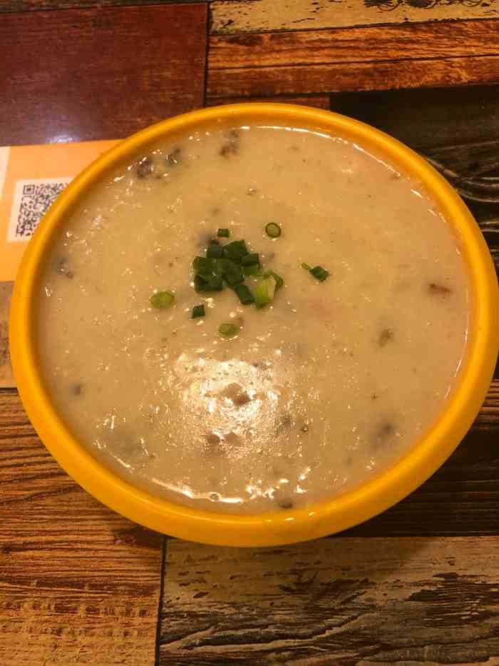 巧溢粥铺(太古里店)-"整体还算满意,粥比较浓,油条撕了放粥里面.