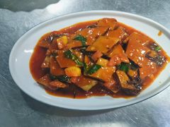 -俭寨大盘鸡·手抓肉·烧烤新疆菜(乌苏路店)