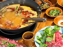 -贵厨酸汤牛肉(小十字店)