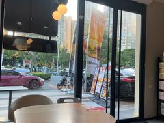 -必胜客(阿罗海店)