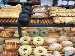 -焙丽拾光(麦凯乐直营店)