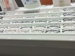 -镜客眼镜(浦江欢乐颂店)