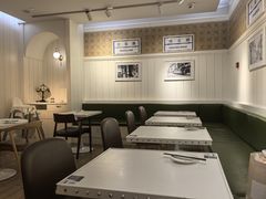 -葡珍轩冰室(虹桥机场T1店)