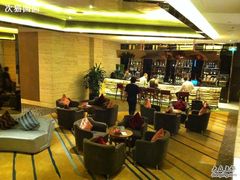 -上海松江假日酒店