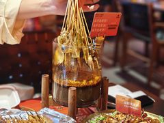 -何师烧烤Pro ·江湖川菜·小龙虾·精酿啤酒(太古里旗舰店)