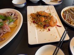 -鑫悦楼煎蟹·16年海鲜大排档