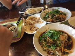 -海口骑楼小吃街