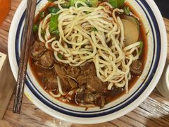 -醉牛腩·面小馆