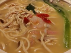 -桂满陇·蟹黄小笼汤包(中山公园店)