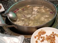 -一席地·本地鸡窝·杭帮鸡火锅(萧山银隆百货店)