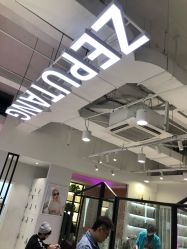 -泽璞堂美发沙龙