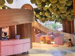 -水桶王国主题餐厅·聚会·生日派对·亲子活动·家庭套餐(亚龙湾希尔顿店)